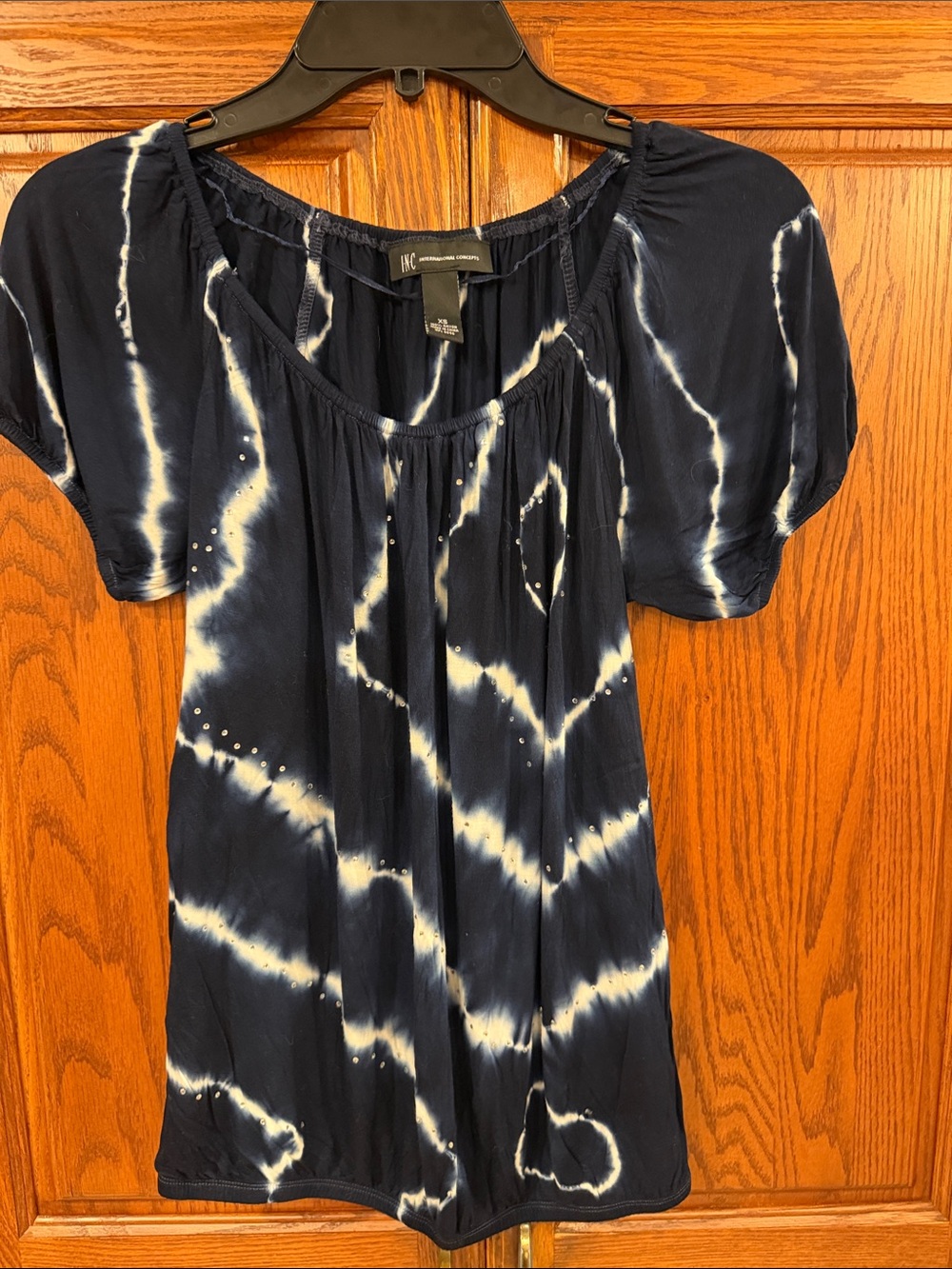 INC International Concepts Navy and White Tie-Dye Short Sleeve Blouse